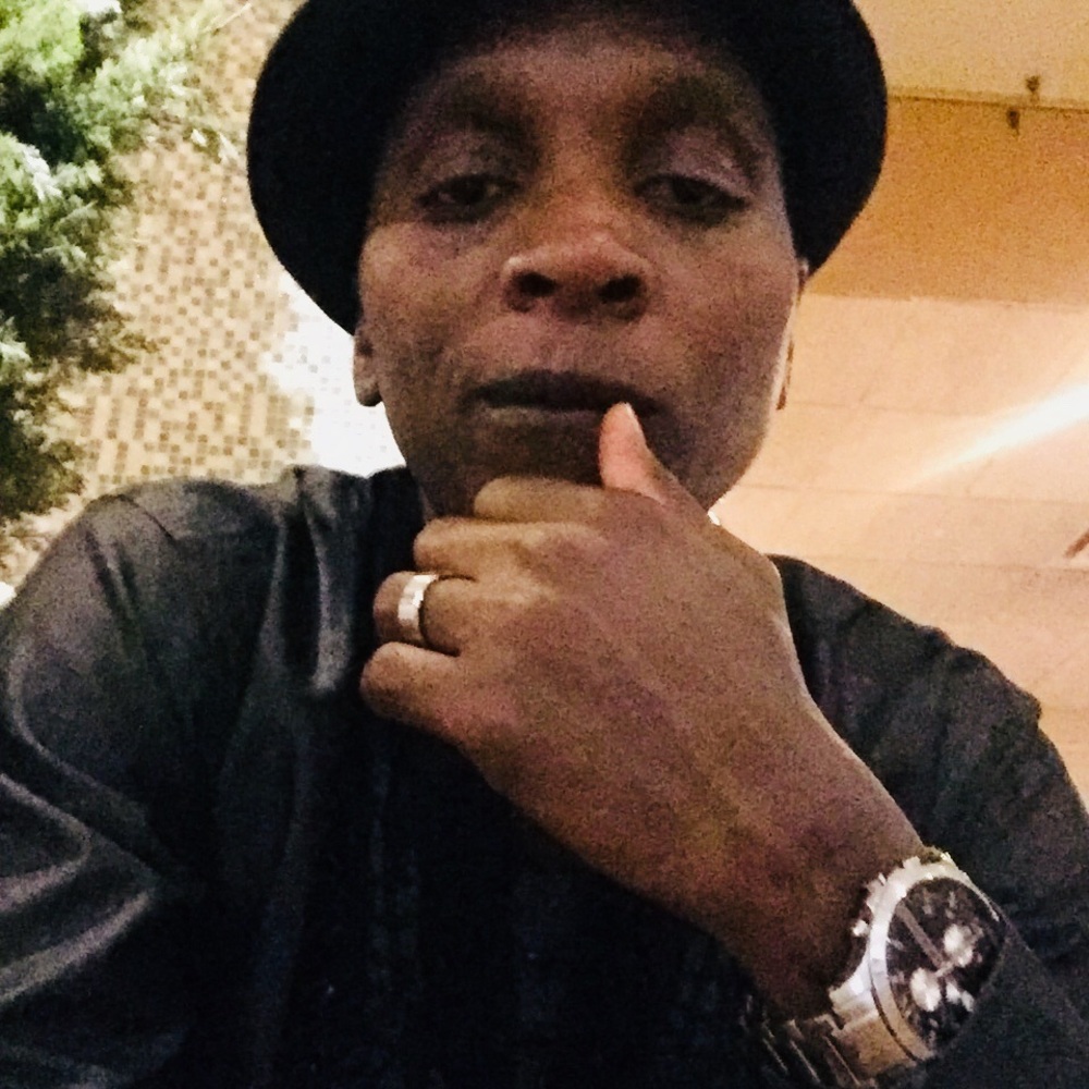 Meet your Posher, Browne